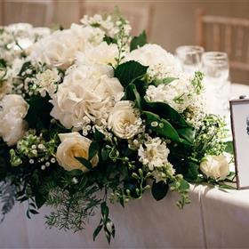 fwthumbNatalie_Daniel_TheWeddingDay_389.jpg
